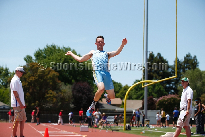 2014NCSTriValley-202.JPG - 2014 North Coast Section Tri-Valley Championships, May 24, Amador Valley High School.